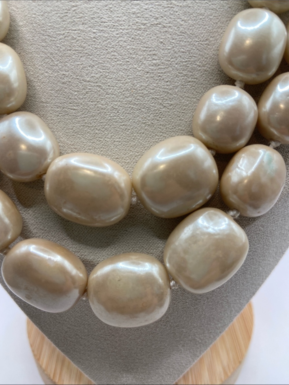 Double Strand Individually Knotted Faux Baroque Pearl Necklace 18”L Feminine - Picture 4 of 7